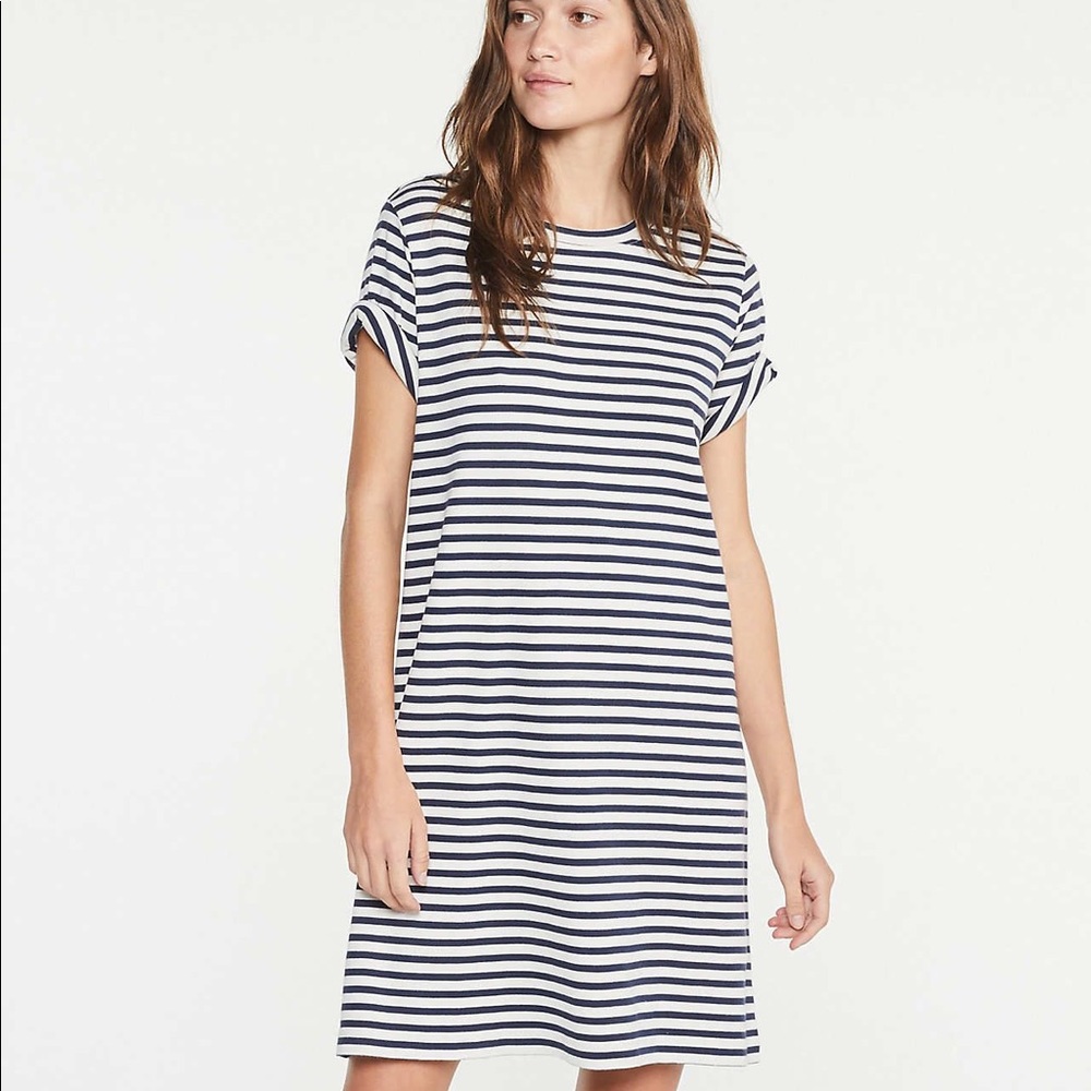 Lou & Grey, size Small (size 4-6) T-shirt dress. Navy/white stripes. Never worn